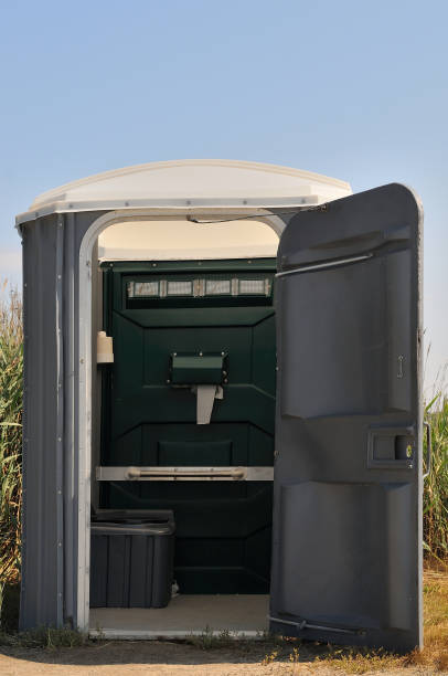 Best Construction site porta potty rental  in Newcomerstown, OH