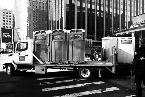 Best Affordable portable toilet rental  in Newcomerstown, OH